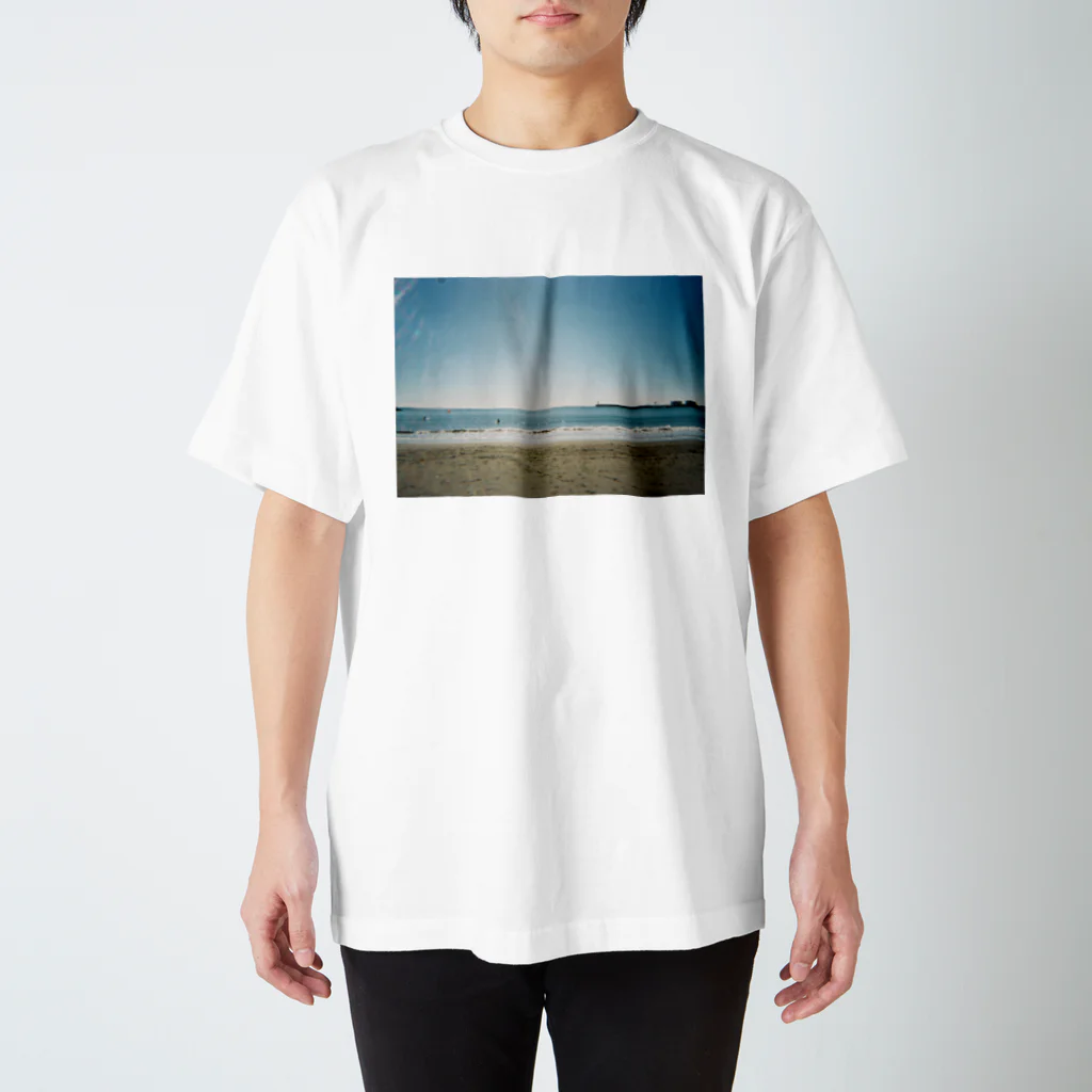 堕天使ストアの海 Regular Fit T-Shirt