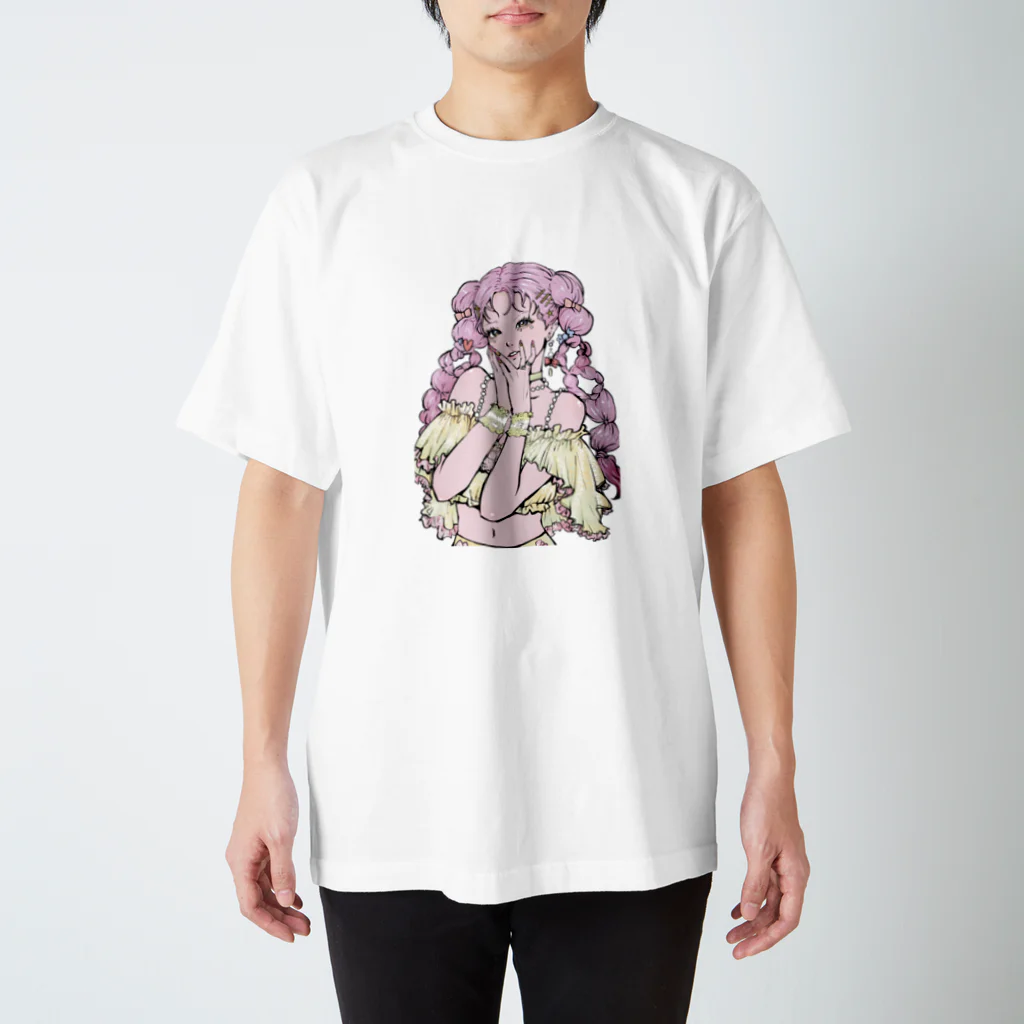 MIORI STOREのアイドルちゃん Regular Fit T-Shirt