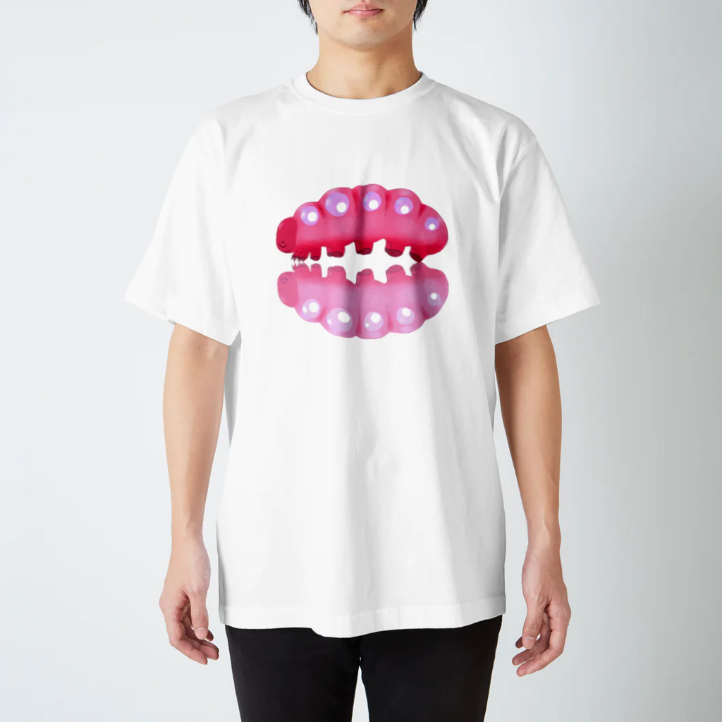 なきむしいもむしのいもむしりっぷ(赤ピンク) Regular Fit T-Shirt