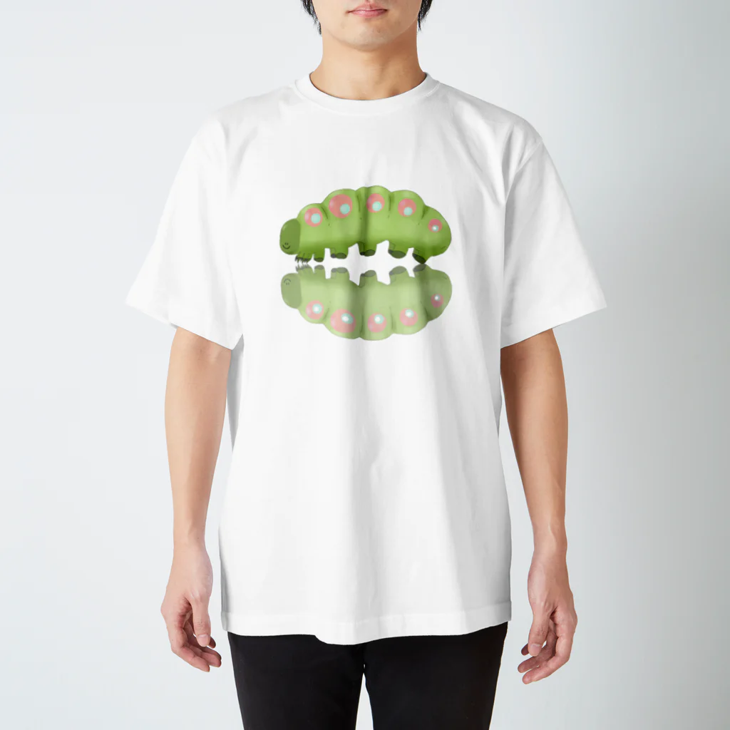 なきむしいもむしのいもむしりっぷ(緑) Regular Fit T-Shirt