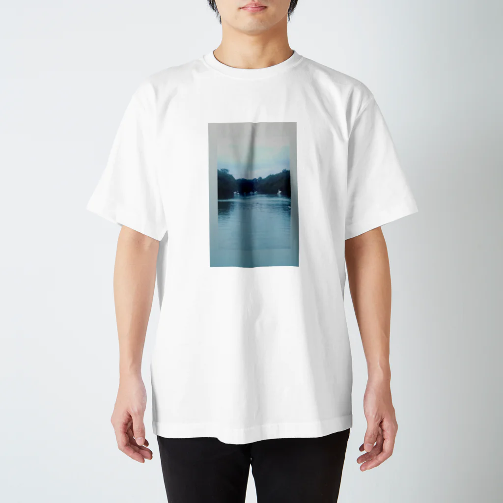 ○のスワン Regular Fit T-Shirt