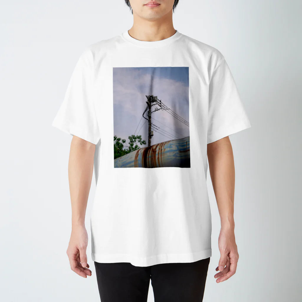 photographer_khjの電信柱 T-shirt スタンダードTシャツ