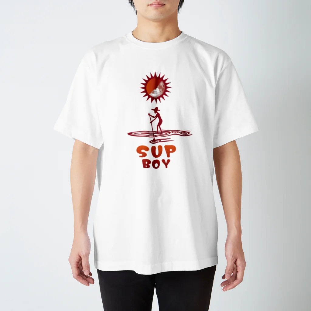 たんたんDESIGNのSUPBOY(RED) Regular Fit T-Shirt