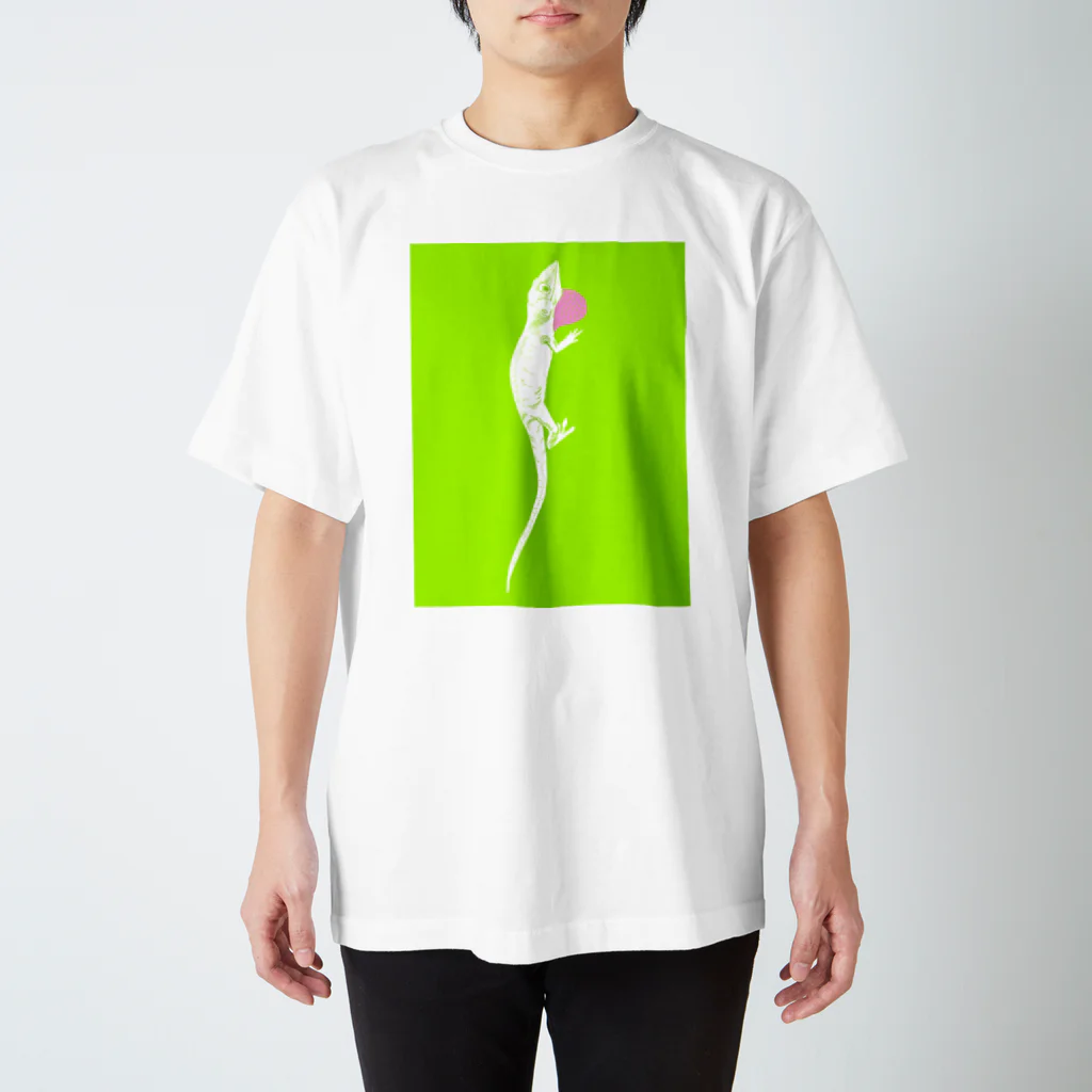 chippitomuのグリーンアノール黄緑版 Regular Fit T-Shirt