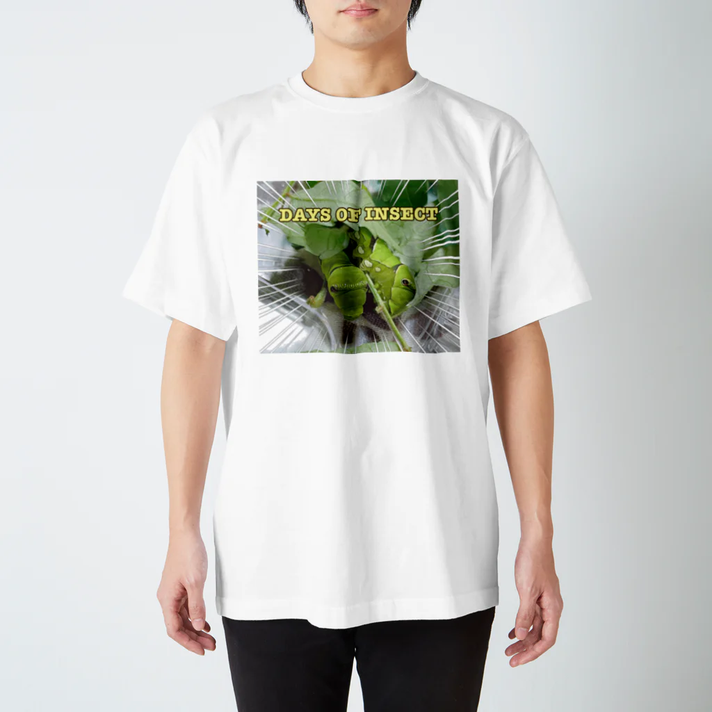 DAYS OF INSECTのナミアゲハの幼虫飼育！① Regular Fit T-Shirt