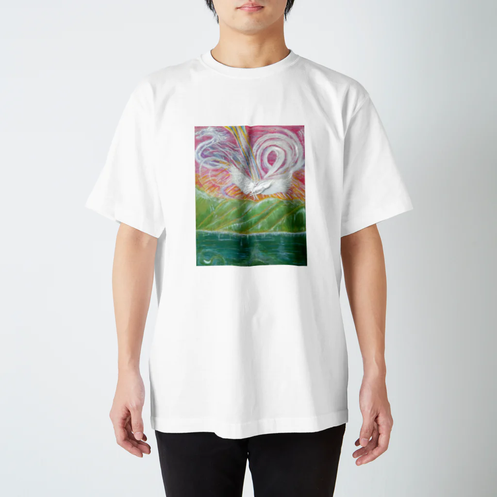 Dragon Galleryの虹を繋いで Regular Fit T-Shirt