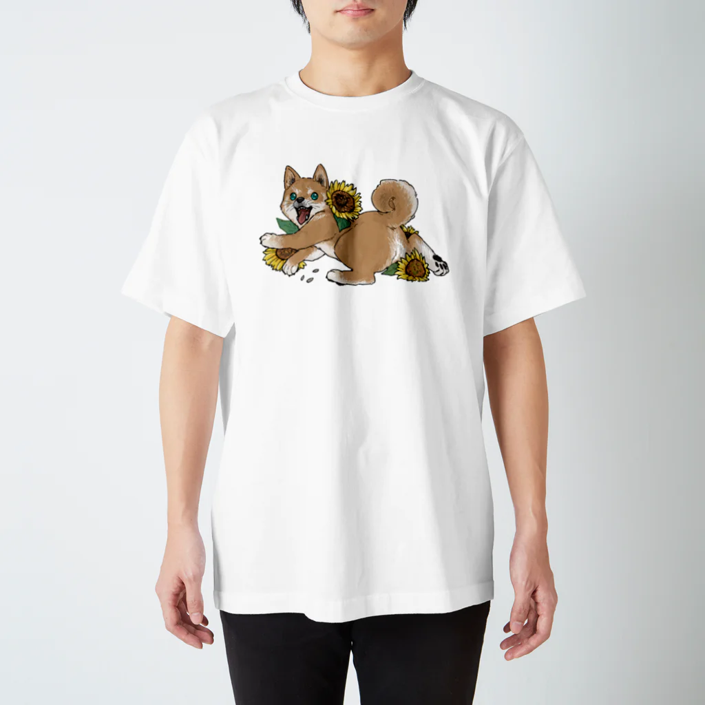 Rm-rm0rmsの向日葵柴犬ちゃん Regular Fit T-Shirt