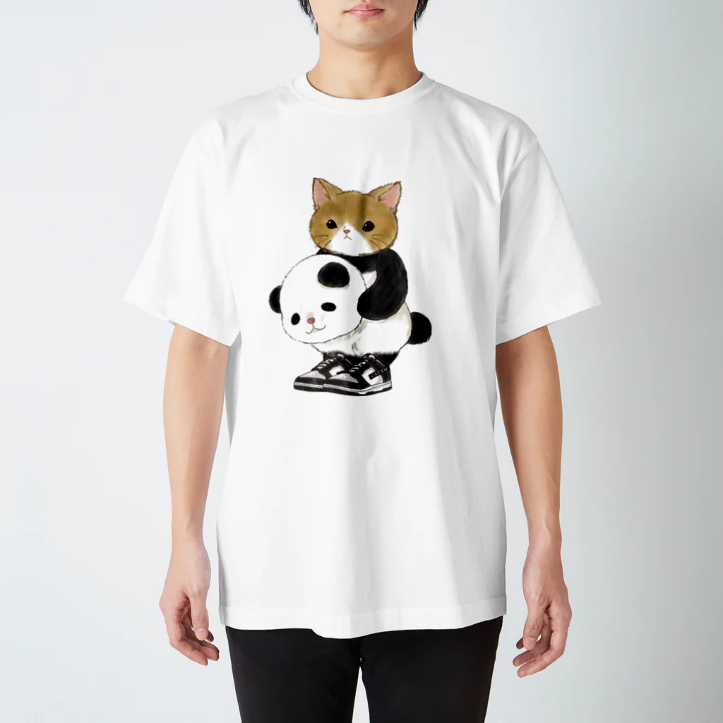 CAT'EM キャッテム　スニーカーを履いた猫のブランドのPANDA CAT A　スニーカーを履いた猫のブランド スタンダードTシャツ