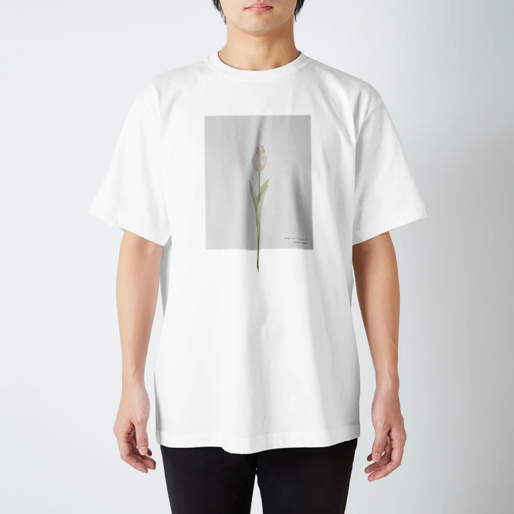 rilybiiの桃チューリップ . Regular Fit T-Shirt