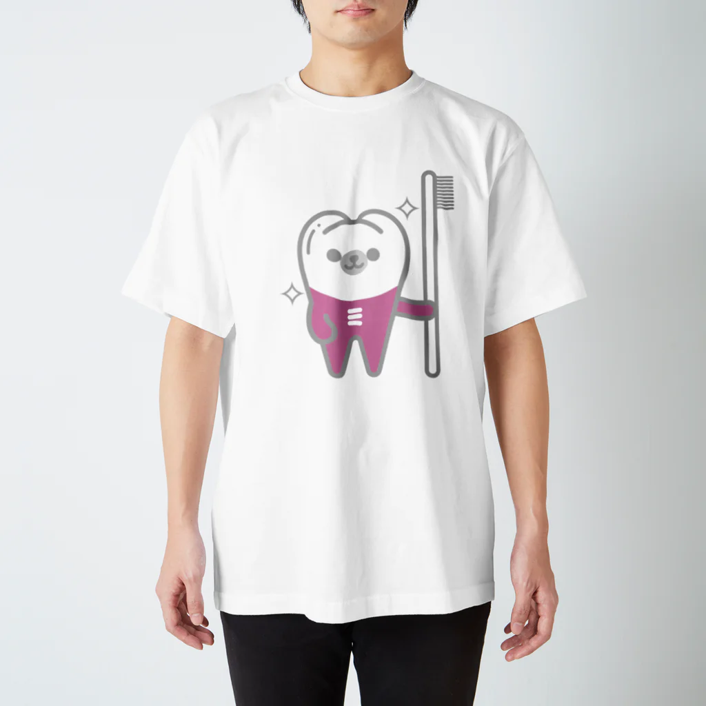  Dr.COYASS  OFFICIALのみがくま Regular Fit T-Shirt