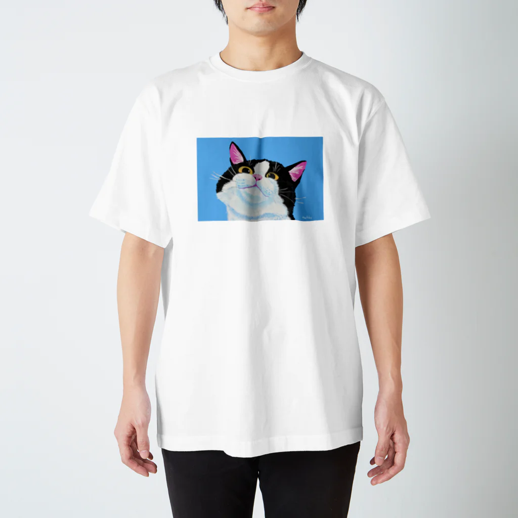 はちこのハチワレ猫レオくん(アップ) スタンダードTシャツ