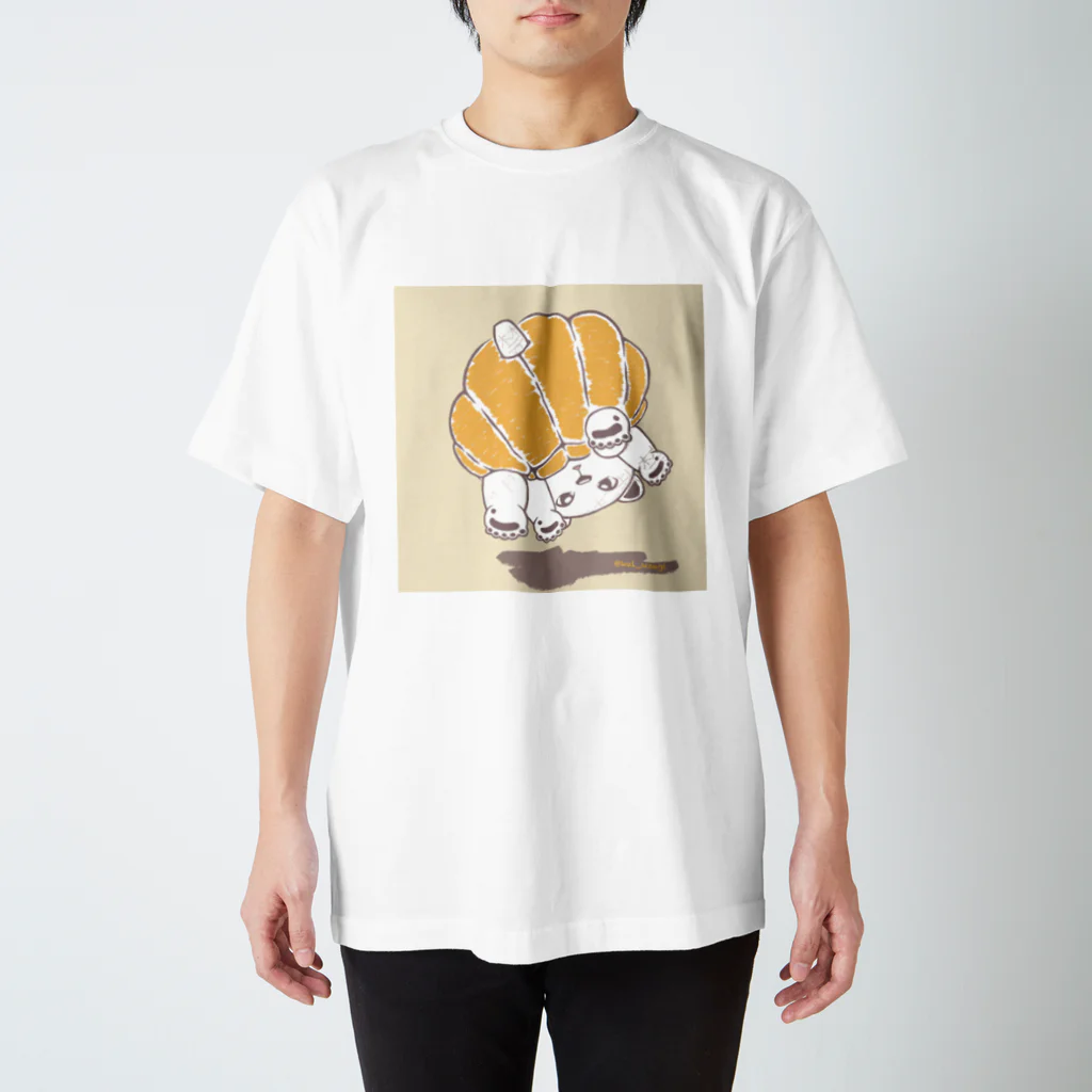 三月うさぎのみせのおっとっと スタンダードTシャツ