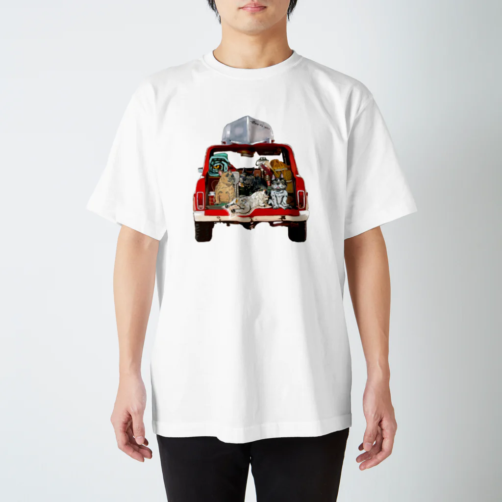 noe_to_meg (ノエとめぐ)のBUHI in キャンピングカー Regular Fit T-Shirt