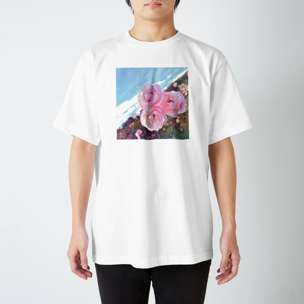 むーむー小屋のお気に入りの薔薇 スタンダードTシャツ