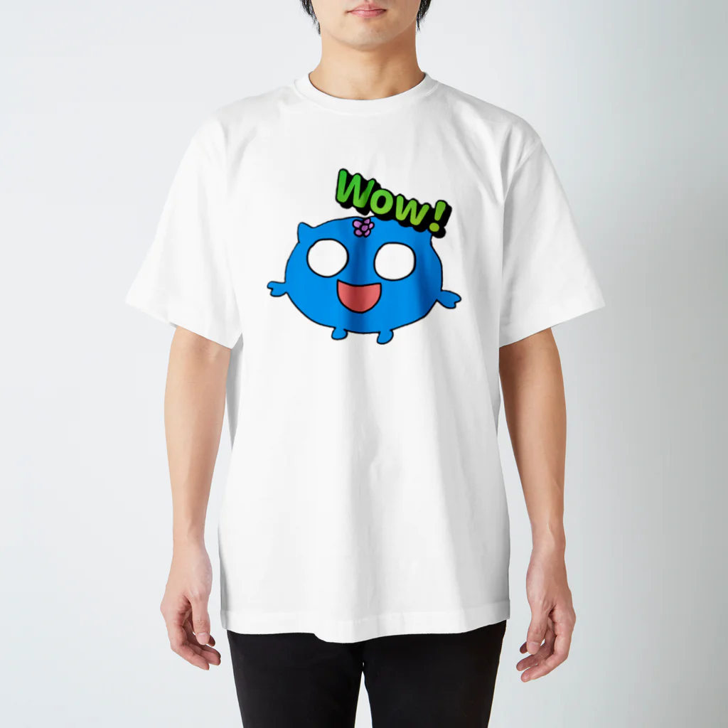 Wow!不思議な生き物ショップのWow！青い生き物。 Regular Fit T-Shirt