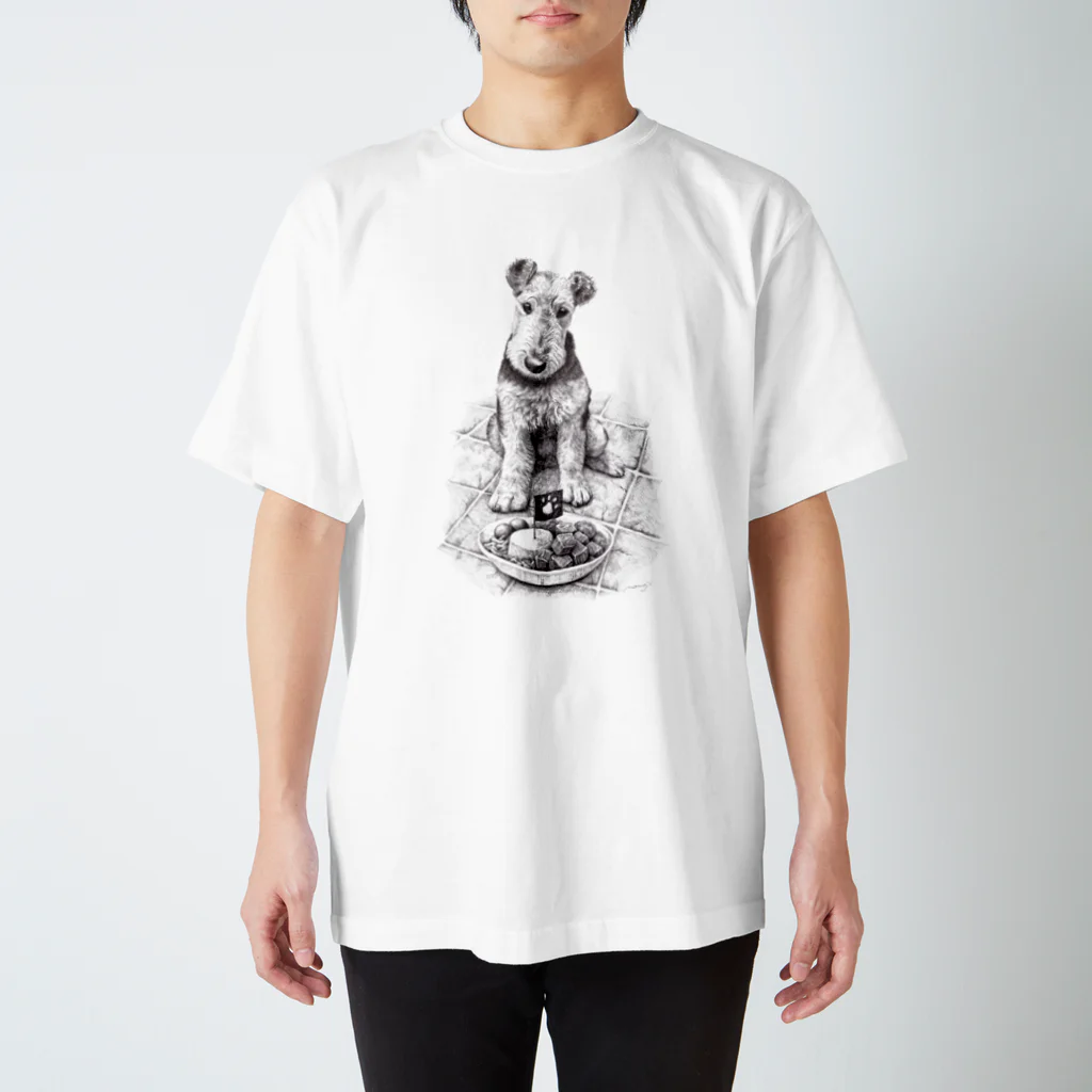 Momojiの犬画のエアデールテリア1 スタンダードTシャツ