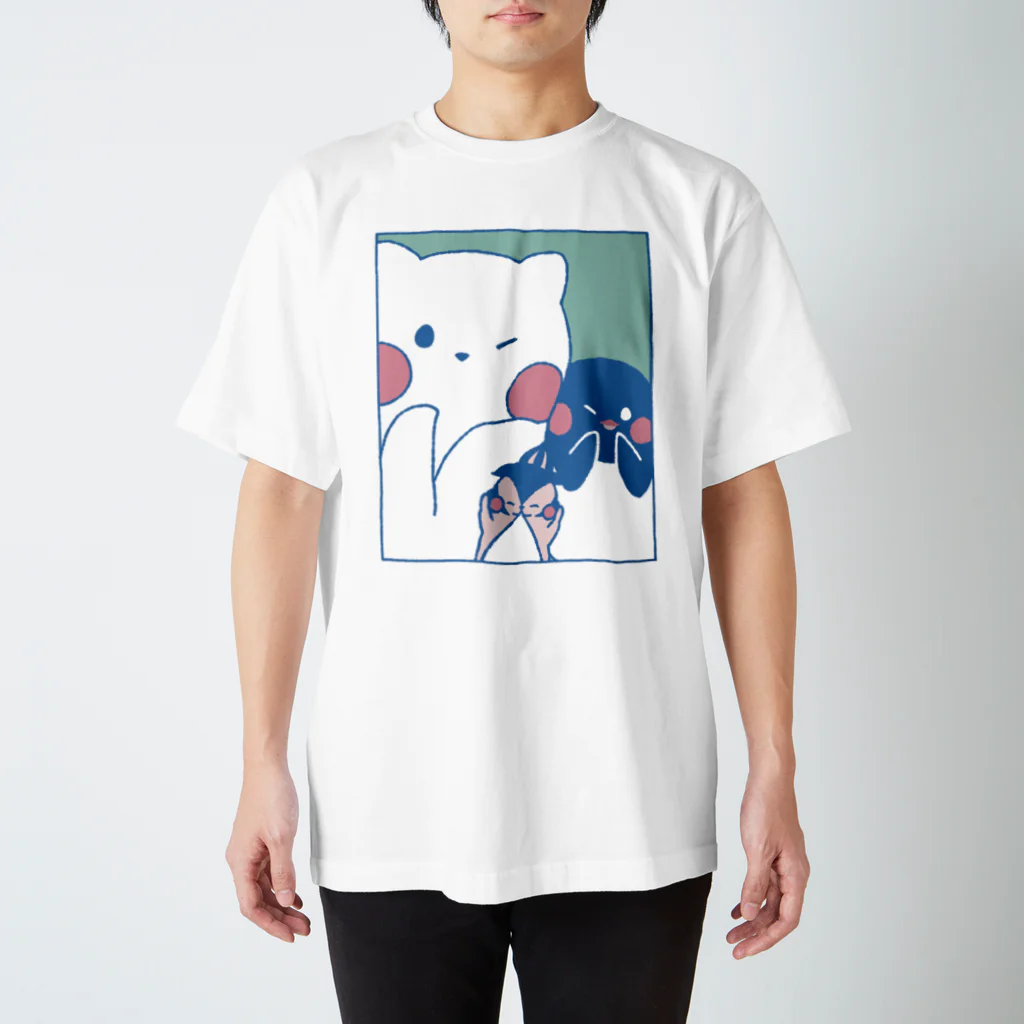 tafu tafuのかわいいポーズのしろぎんしま スタンダードTシャツ