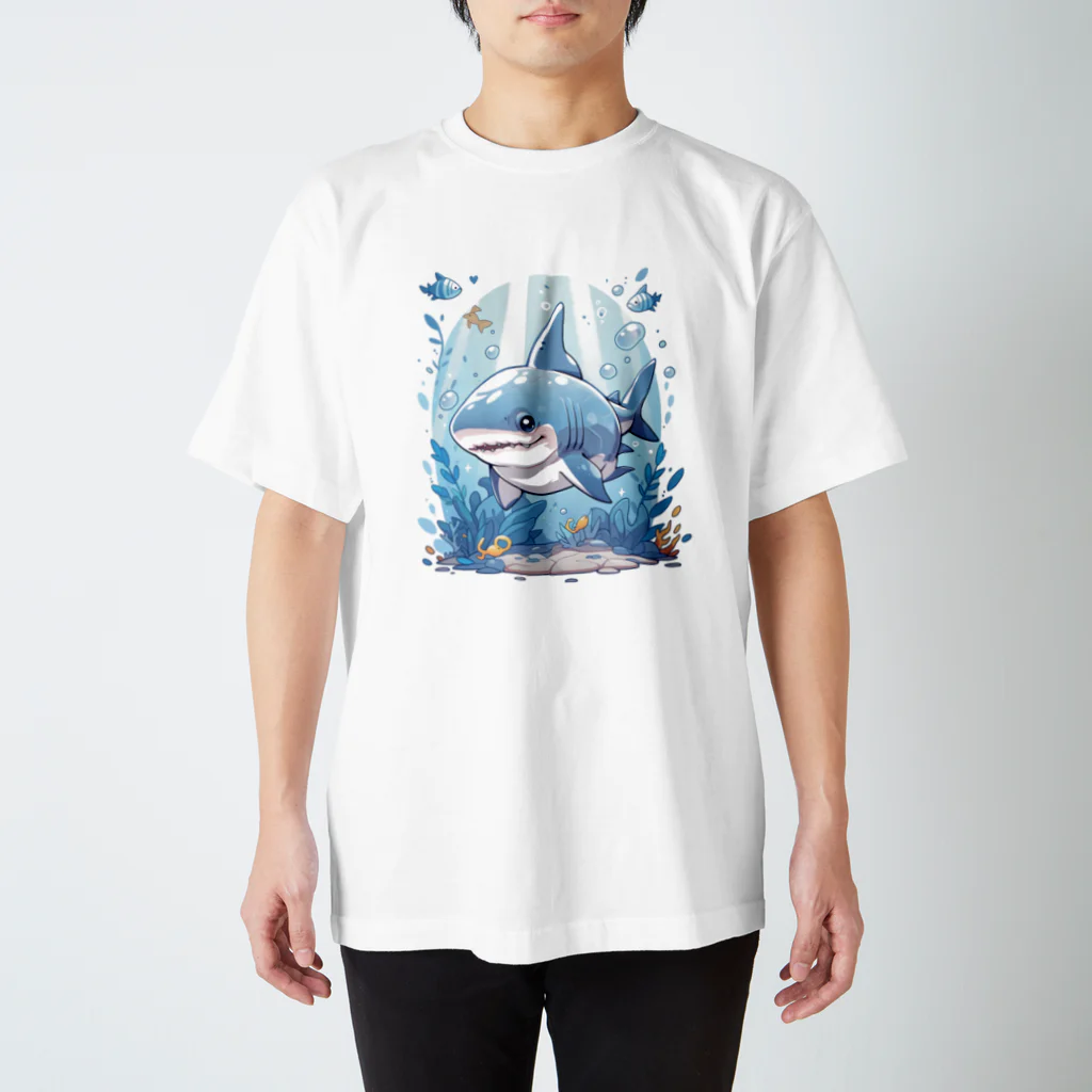 Design WonderlandのシャークT Regular Fit T-Shirt