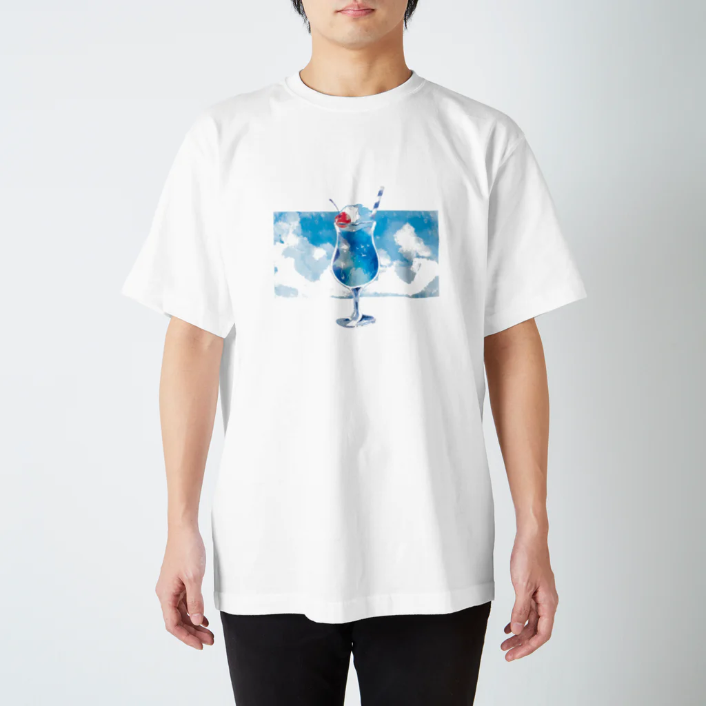 地球屋SUZURI店の青空クリームソーダ(背景あり) Regular Fit T-Shirt