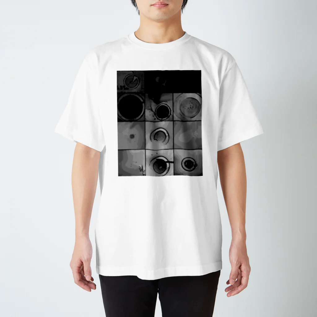 ぬーん。の排水口です。 Regular Fit T-Shirt