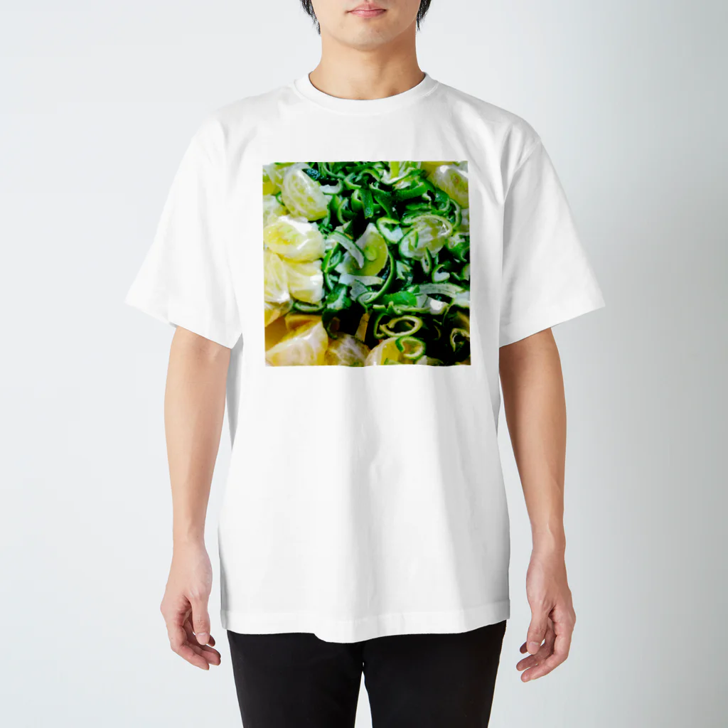 BOONee（ブーニー）のフレッシュグリーン♡シークワーサー Regular Fit T-Shirt