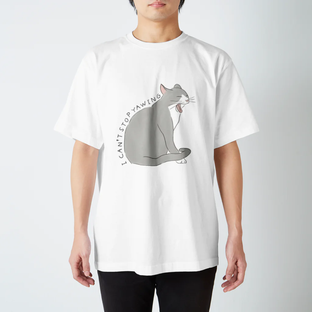 PonPonのyawing cat 2 Regular Fit T-Shirt