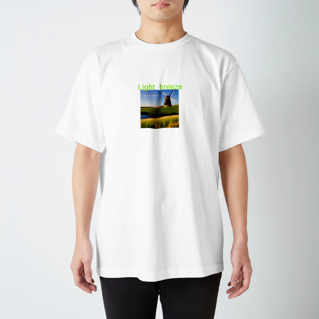 真希ショップのLight breeze(そよ風)と風車のグッズ Regular Fit T-Shirt