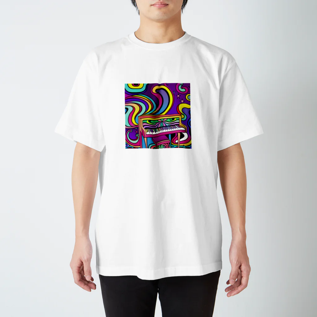 stugio_kの鮮やかなピアノ柄 Regular Fit T-Shirt