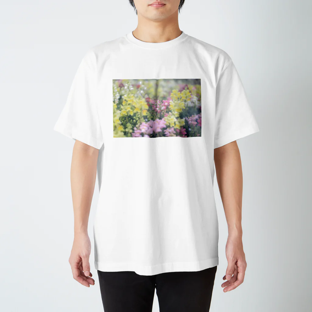 游歩堂のFlower Garden Regular Fit T-Shirt