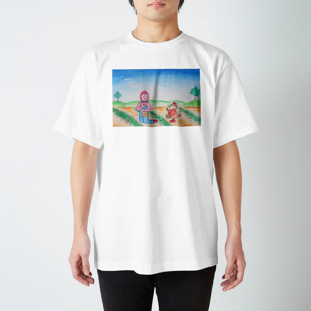 「アートとメルヘンと創作の森グッズ」のファンタジー物語ピピのつばさ　(ピピとイチゴちゃん) Regular Fit T-Shirt