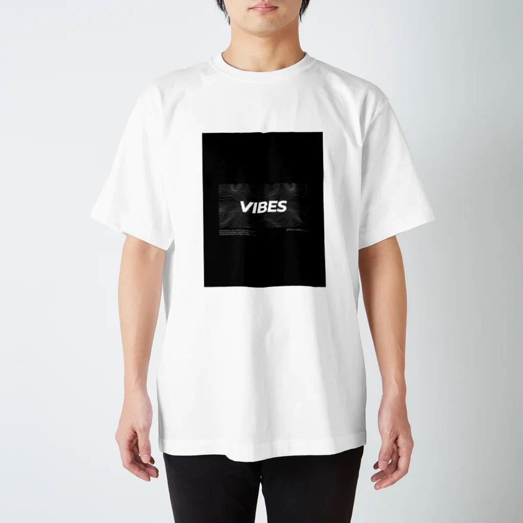 JET_COOL_DESIGNSのVIBESのグッズ Regular Fit T-Shirt