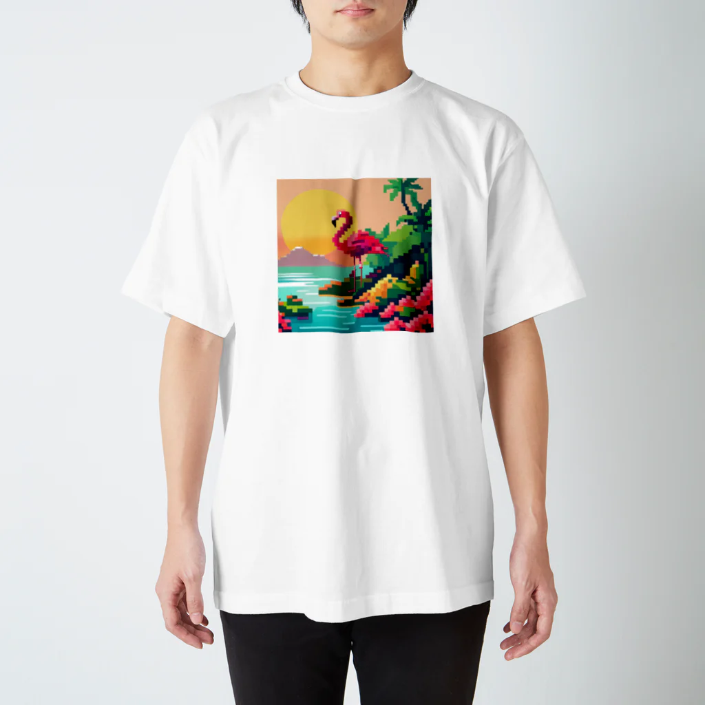 動物マニアのドット絵ショップのドット絵の幻想的なフラミンゴ🦩🌇 Regular Fit T-Shirt