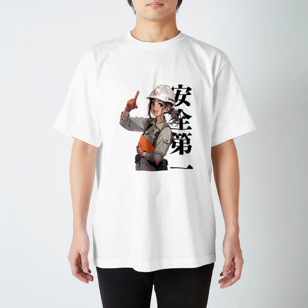 amiamicanvasの安全第一！指差し呼称　建設現場の女性 Regular Fit T-Shirt