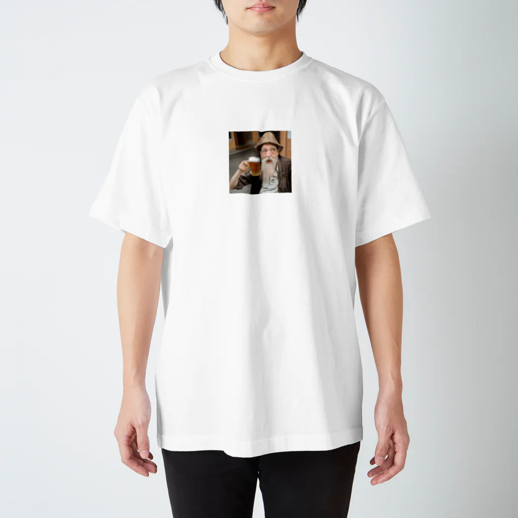 ゴロゴロしたいの自称　酒豪じいちゃん Regular Fit T-Shirt