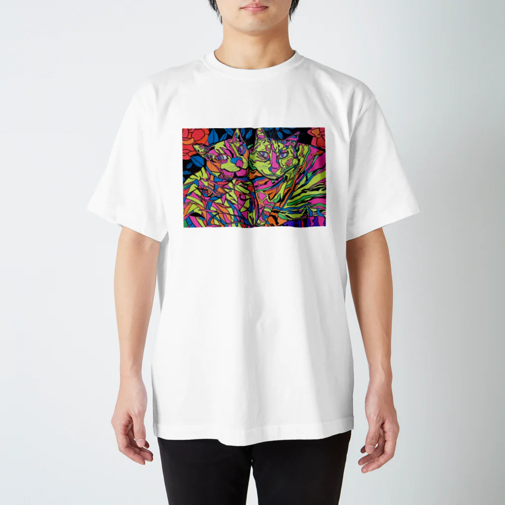 動物絵 Jamanakocic storeの2匹のネコ カラフルアイテム Regular Fit T-Shirt