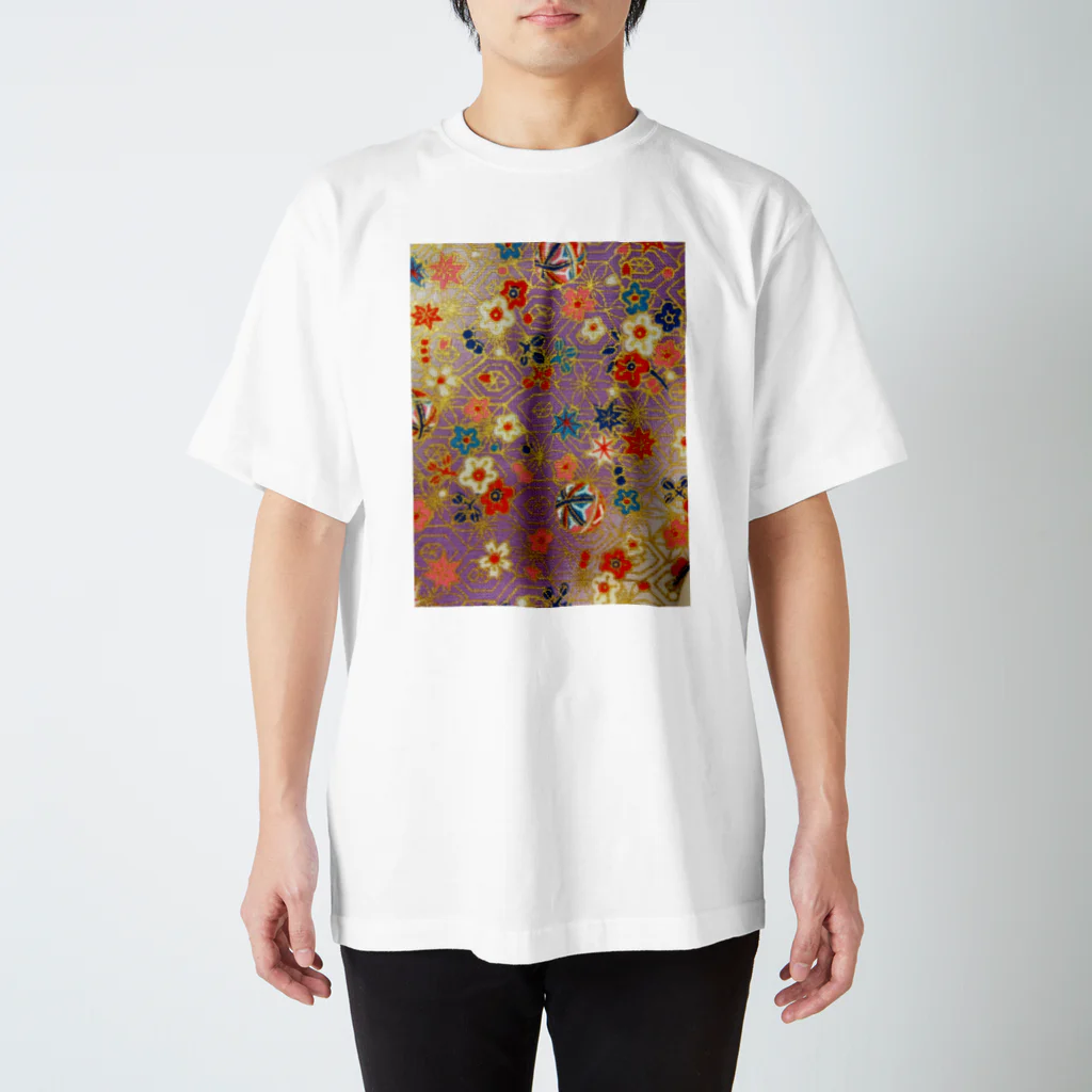 yurisacinの和（紫） Regular Fit T-Shirt