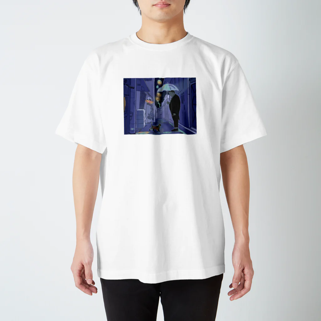 UGO1924の雨の裏路地 Regular Fit T-Shirt