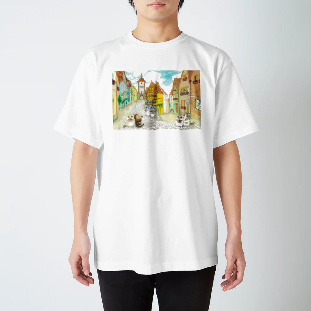 YOKO KOBAYASHIのニャンズ旅行記🇩🇪ドイツ Regular Fit T-Shirt