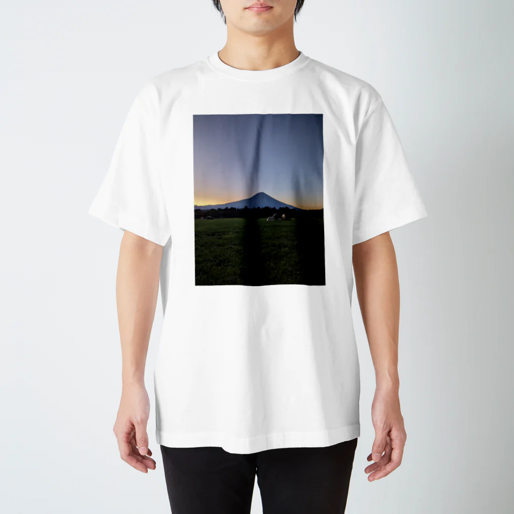 takuan-の朝の富士山 スタンダードTシャツ