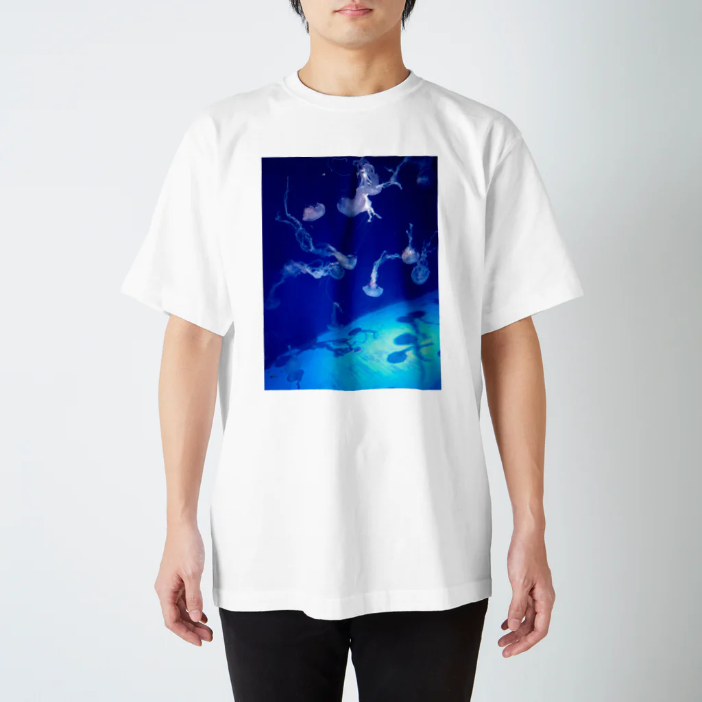 Nosuke_kのクラゲゆらゆら スタンダードTシャツ