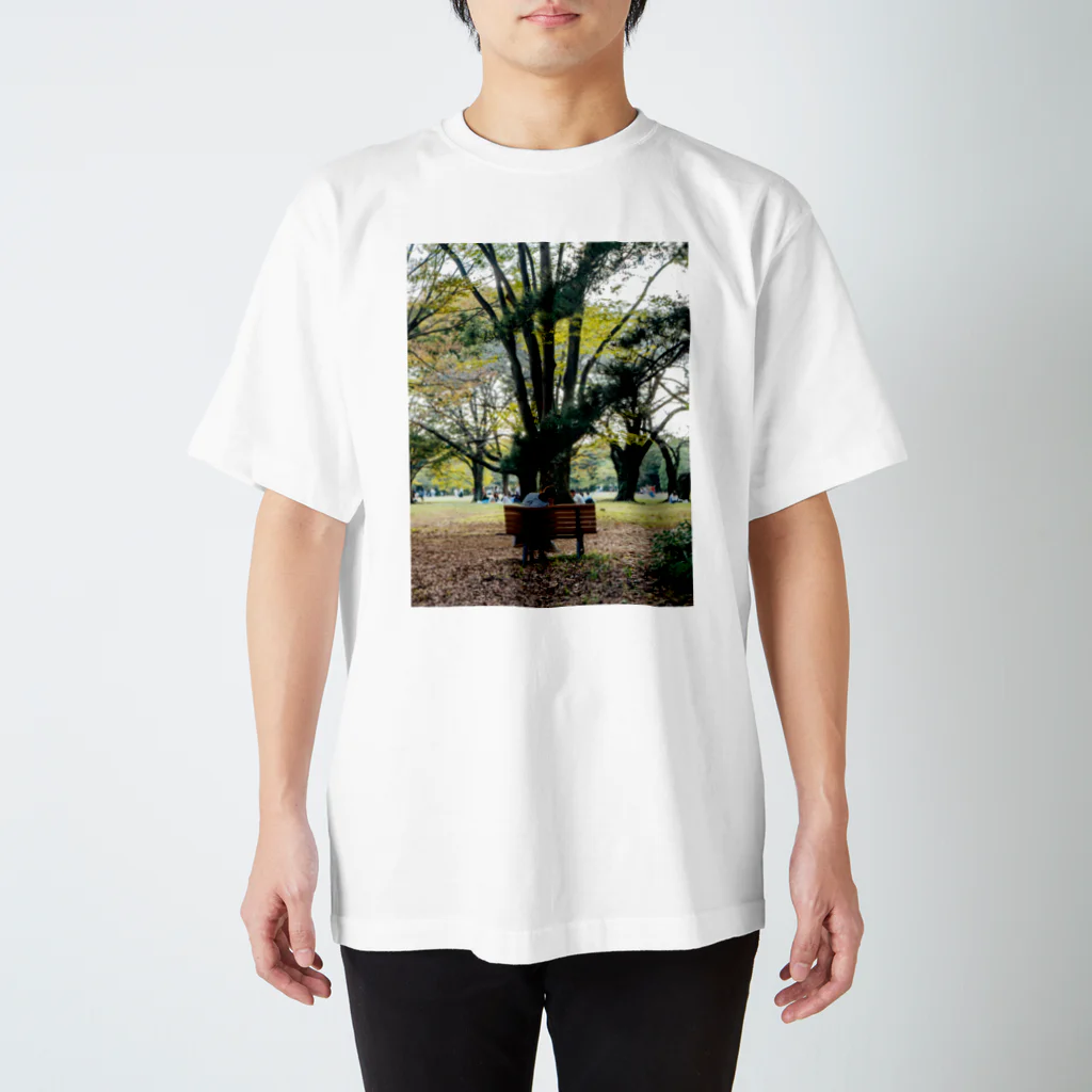 Akahige Photo-goodsのDaydreaming Regular Fit T-Shirt