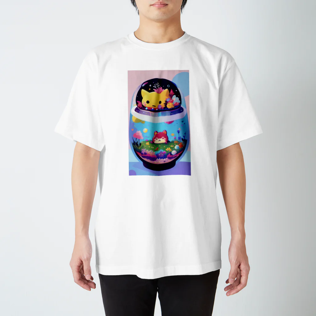 HMKの猫のガラスドーム Regular Fit T-Shirt