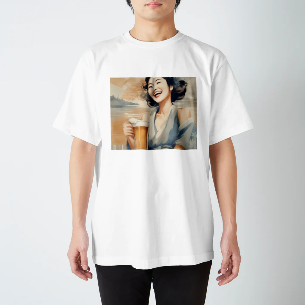 MistyStarkの日本人女性のビールポスタ- スタンダードTシャツ