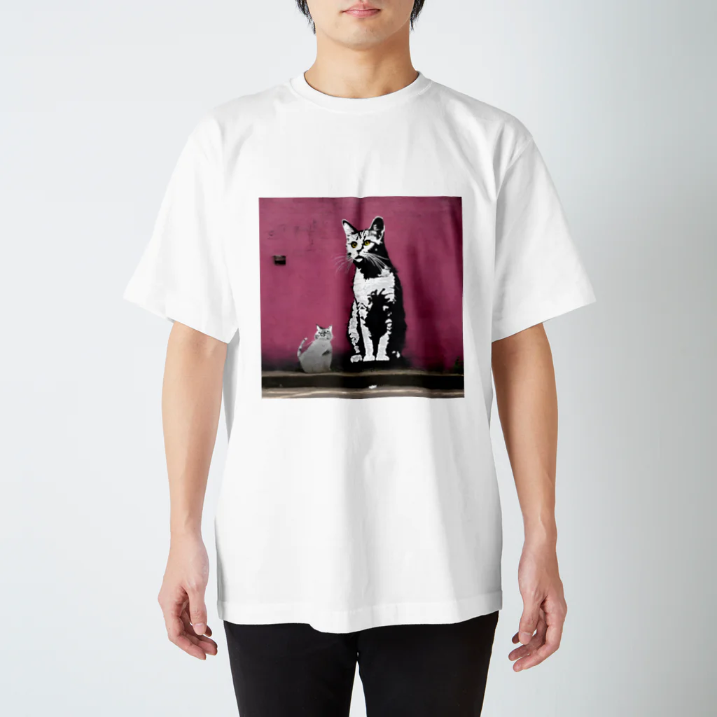 3mimi3の壁画アートのにゃんこ Regular Fit T-Shirt