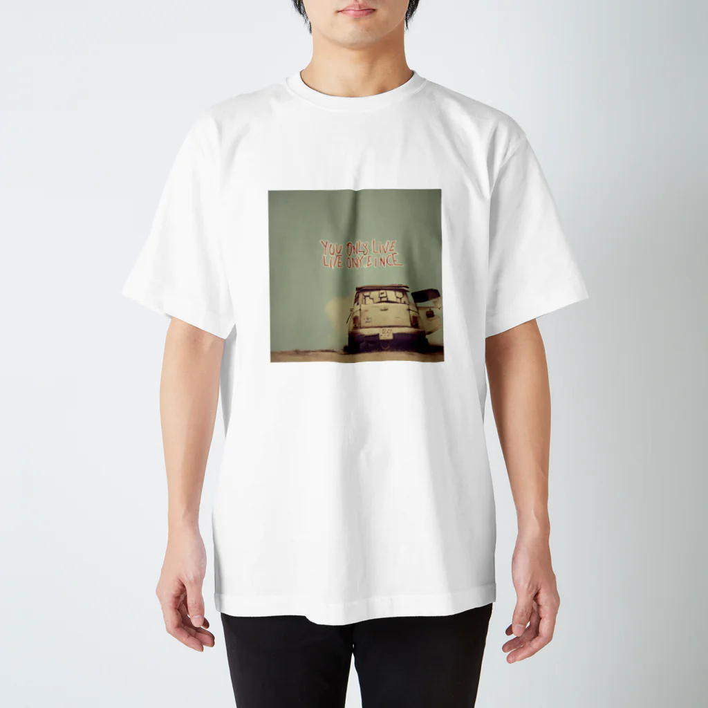 fruithappylifeの「人生一度きり」グッズ Regular Fit T-Shirt