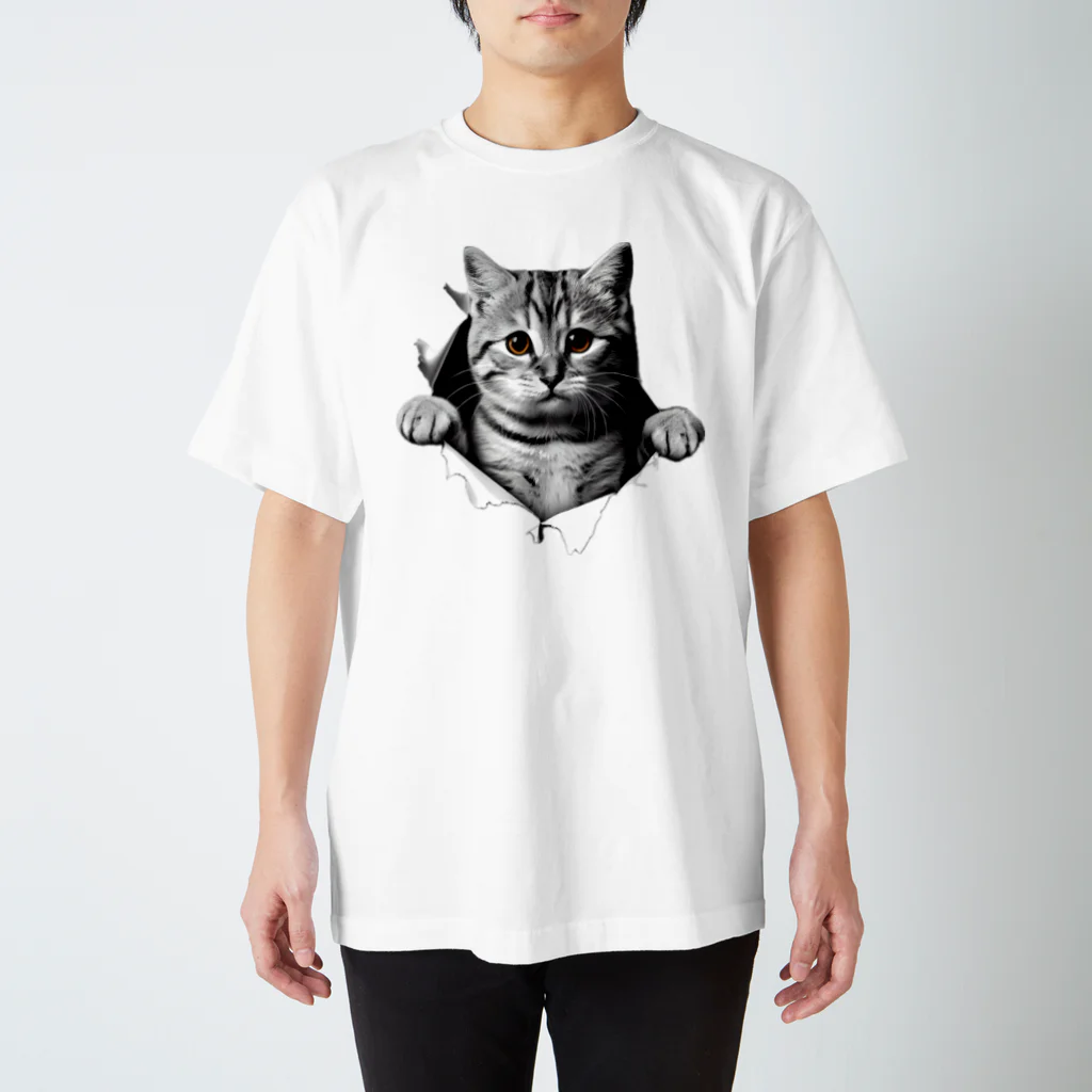 飛び出す！アニマルショップの飛び出す猫 モノクロver Regular Fit T-Shirt