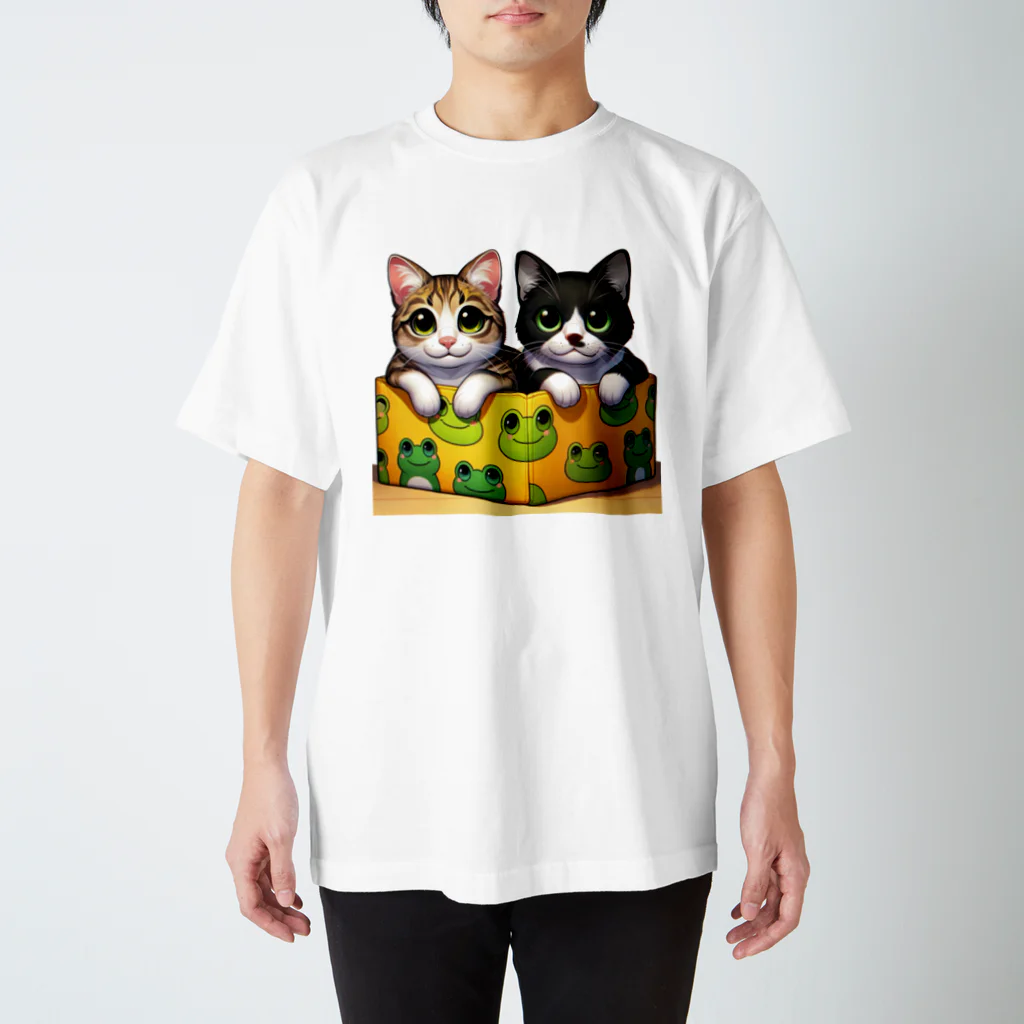 bravoadのチョコとチップは今日も仲良し Regular Fit T-Shirt