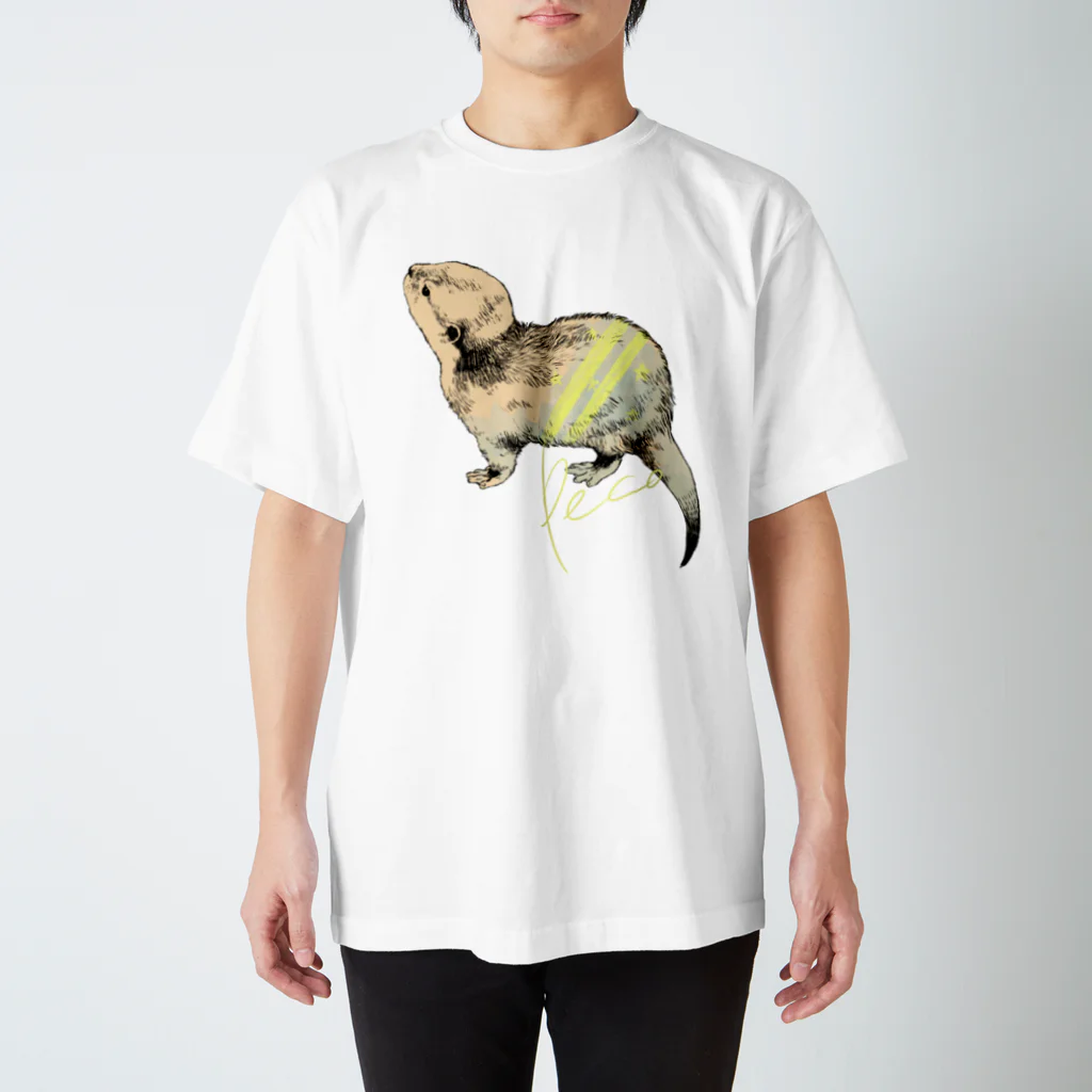 pecoのかわうそ Regular Fit T-Shirt