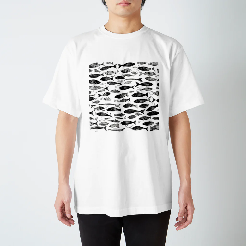 No Fishing No Life のルアーを追う魚達 スタンダードTシャツ