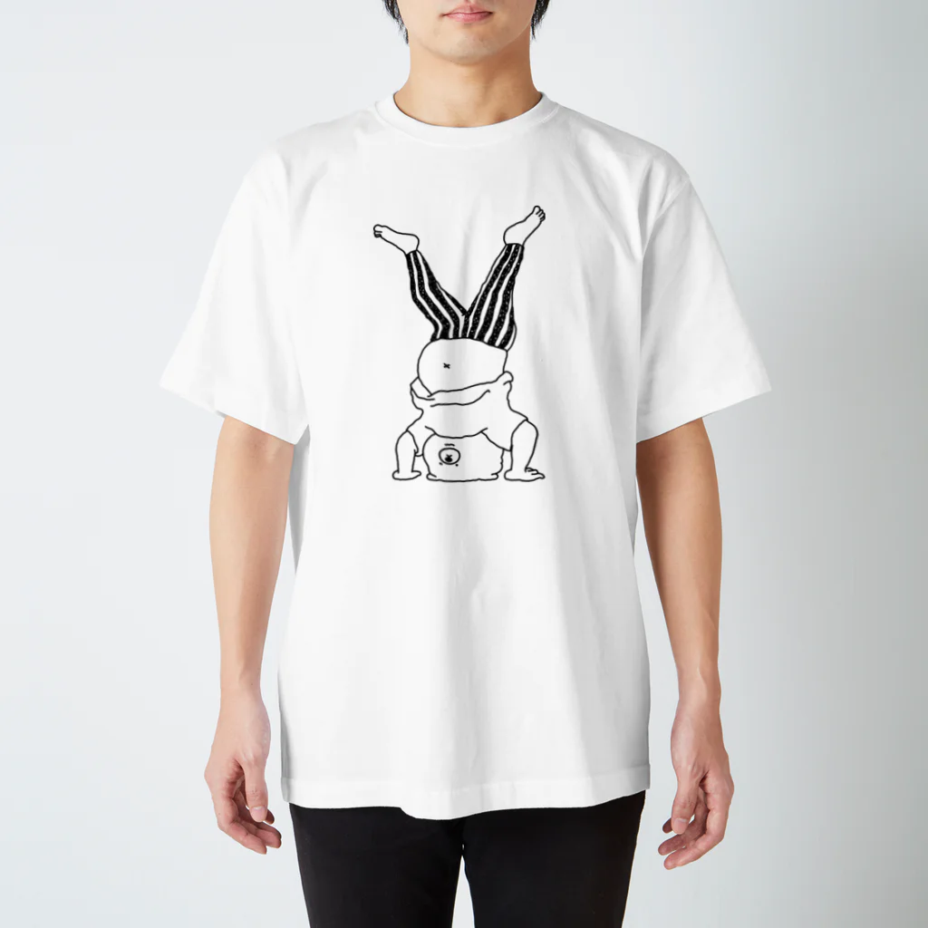 YUICHI design shopのさかだちクマ スタンダードTシャツ